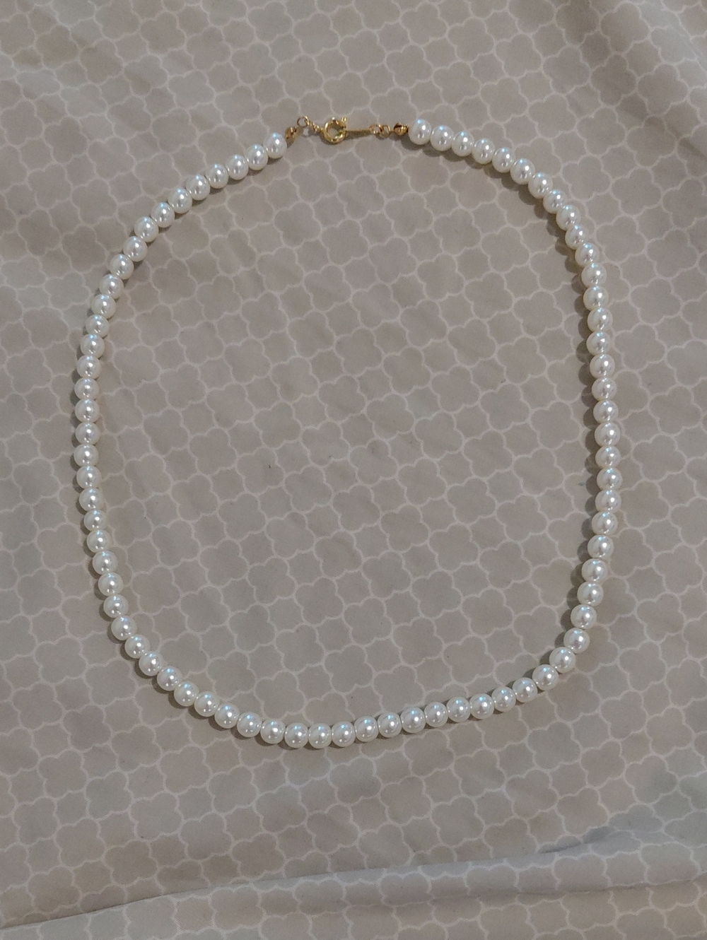 Classic White Pearl Necklace with Gold Clasp